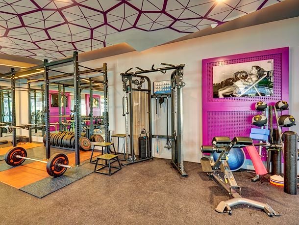 PUMPED Fitness Center