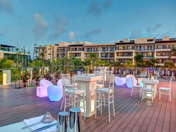 Social Group Getaways