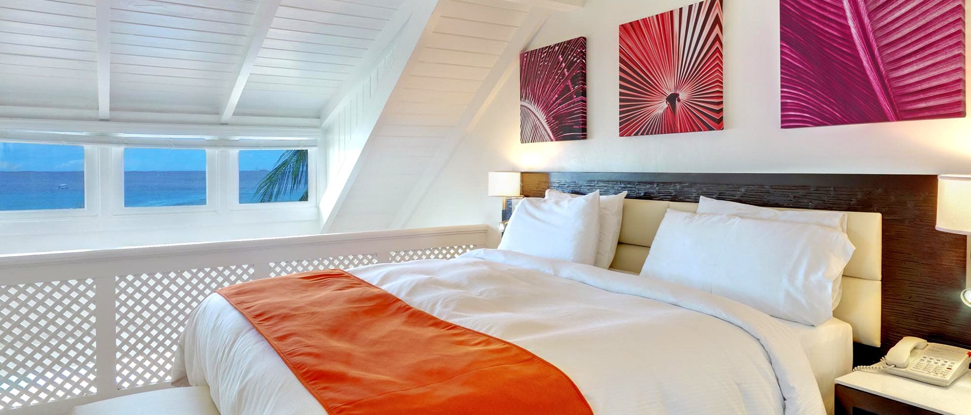 Guest Rooms Crystal Cove